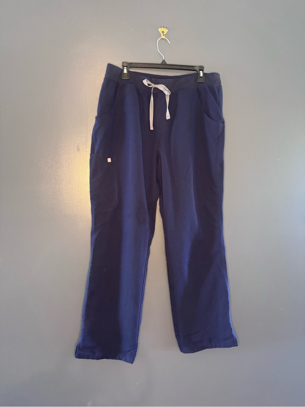 FIGS Navy Scrub Pants Woman’s XL loose fitting elastic waist w/ tie XLarge